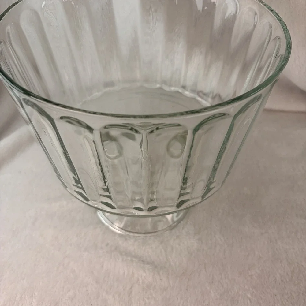 Vintage 70s Ribbed Clear Glass Trifle Bowl Footed Pedestal Base Retro Fluted EVC